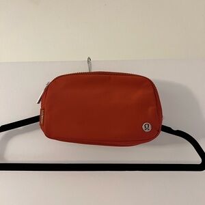lululemon athletica autumn rust BeltBag